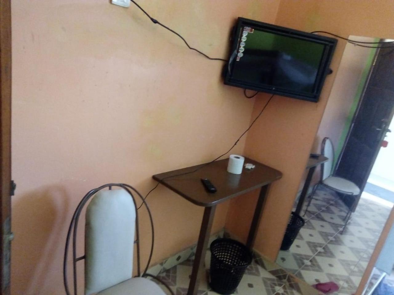 Viriko Boarding House Hotel Mombasa Exterior photo